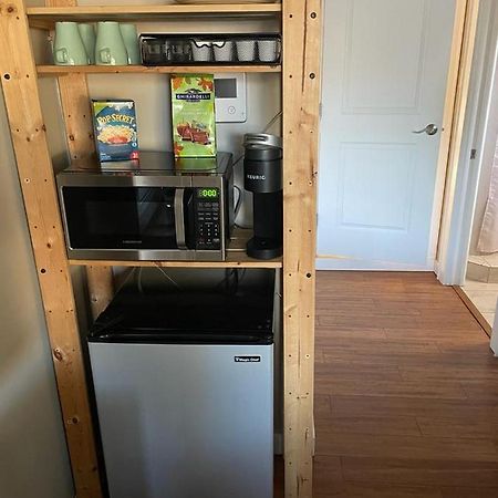 Quaint Guest Room Close To Siesta Key ซาราโซตา ภายนอก รูปภาพ